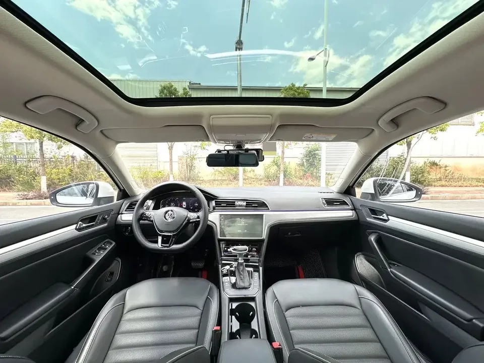 Volkswagen Lamando Lingdu 2021 280TSI DSG Comfort Edition 2022 — thumbnail 5