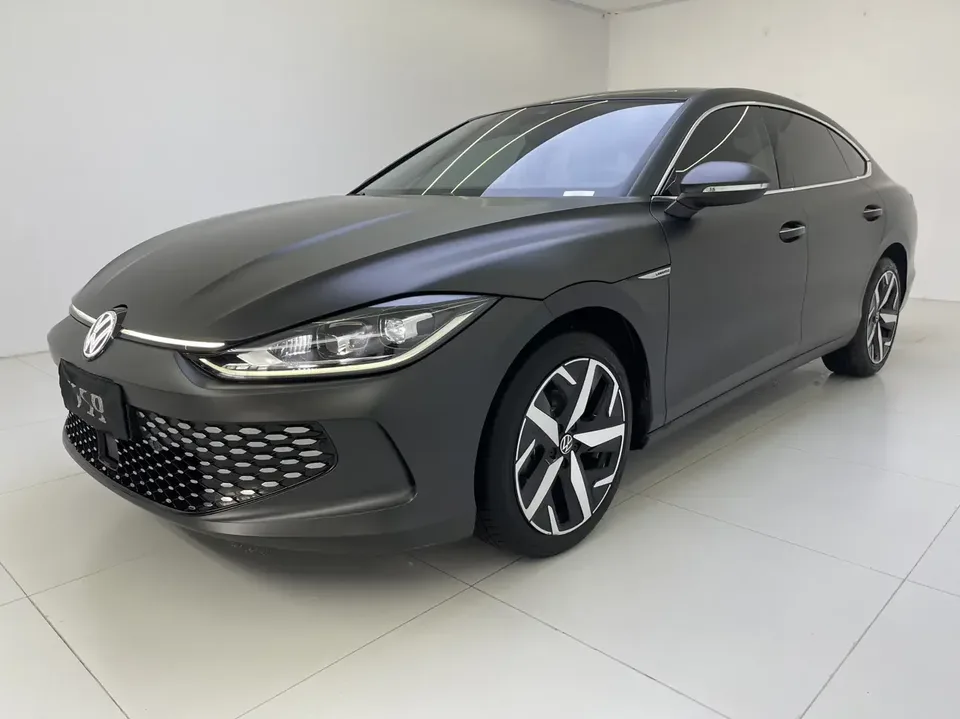 Volkswagen Lamando Lingdu 2023 Lingdu L 280TSI DSG Cool Edition 2023 — photo 1, buy with delivery to Moscow
