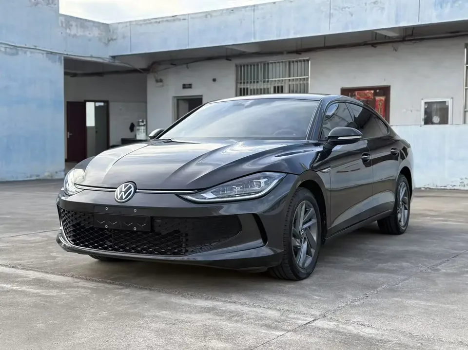 Volkswagen Lamando Lingdu 2024 Lingdu L 200TSI DSG Hot Edition 2024 — фото 1, купить с доставкой в Москву