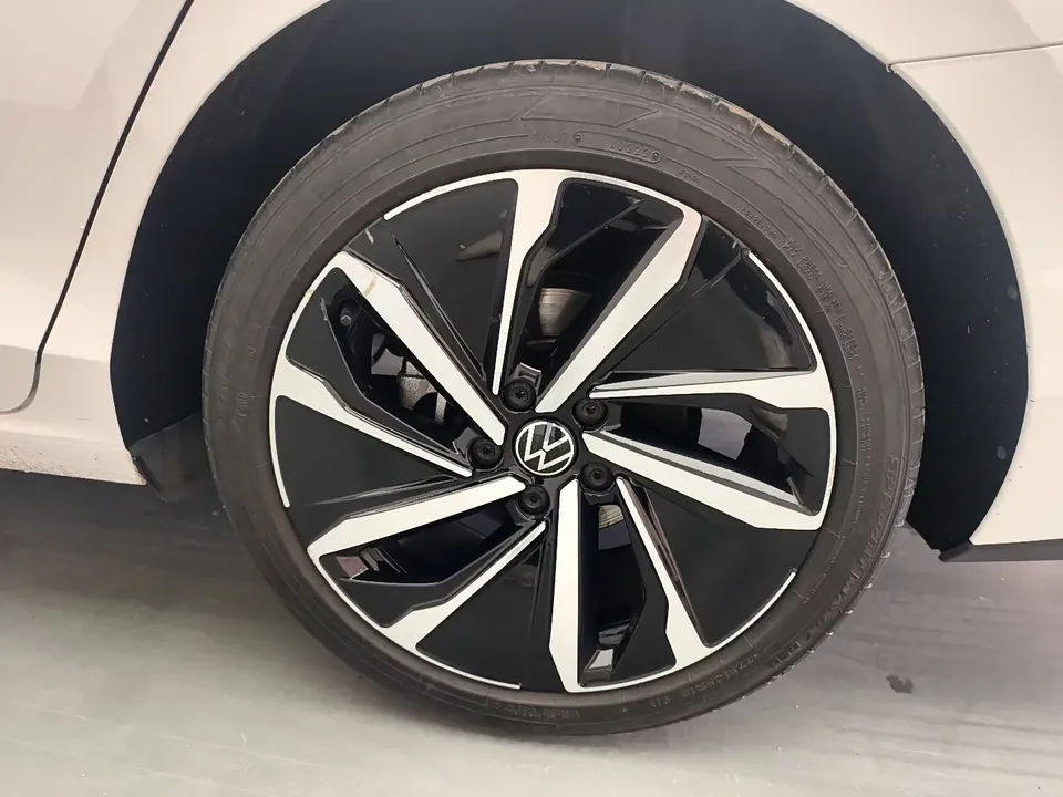 Volkswagen Lamando Lingdu 2022 Lingdu L 280TSI DSG Super Hot Flagship Edition 2022 — thumbnail 3