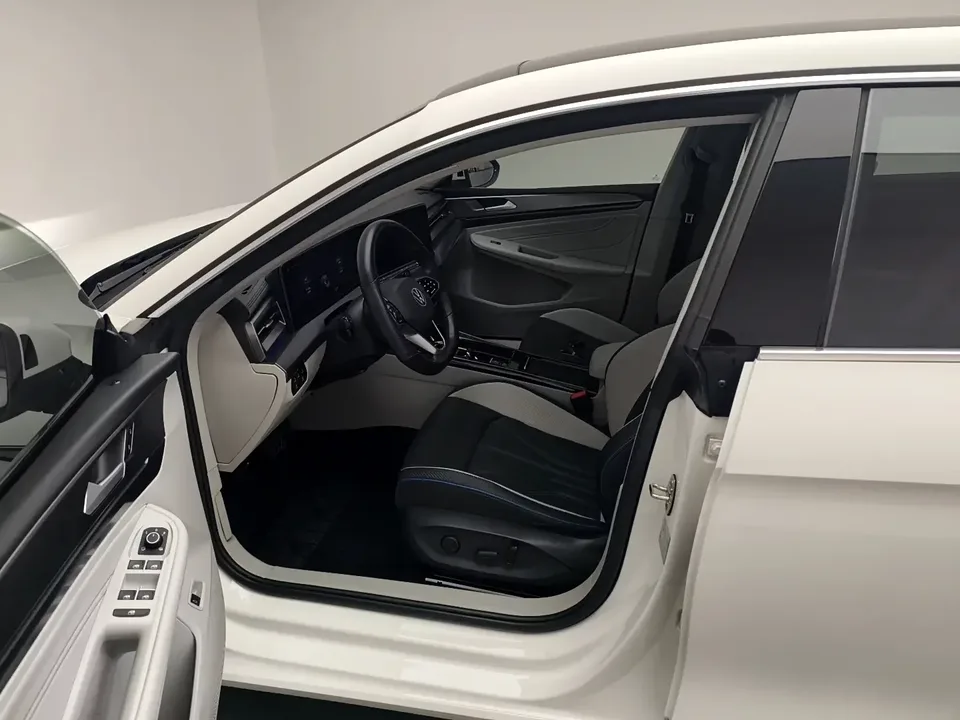 Volkswagen Lamando Lingdu 2022 Lingdu L 280TSI DSG Super Hot Flagship Edition 2022 — thumbnail 5