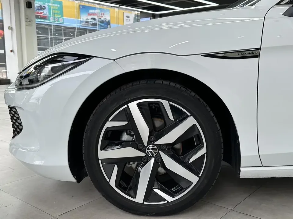 Volkswagen Lamando Lingdu 2024 Lingdu L 280TSI DSG Cool Edition 2024 — thumbnail 4