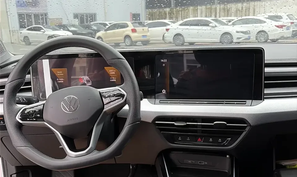 Volkswagen Lamando Lingdu 2024 Lingdu L 280TSI DSG Cool Edition 2024 — thumbnail 4