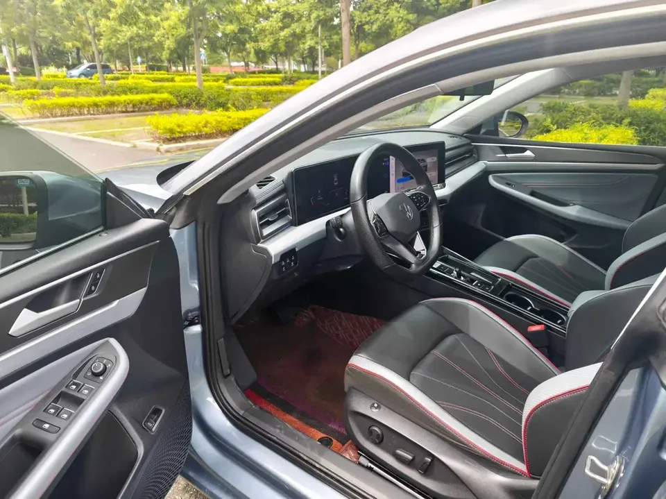 Volkswagen Lamando Lingdu 2022 Lingdu L 280TSI DSG Cool Edition 2022 — thumbnail 5