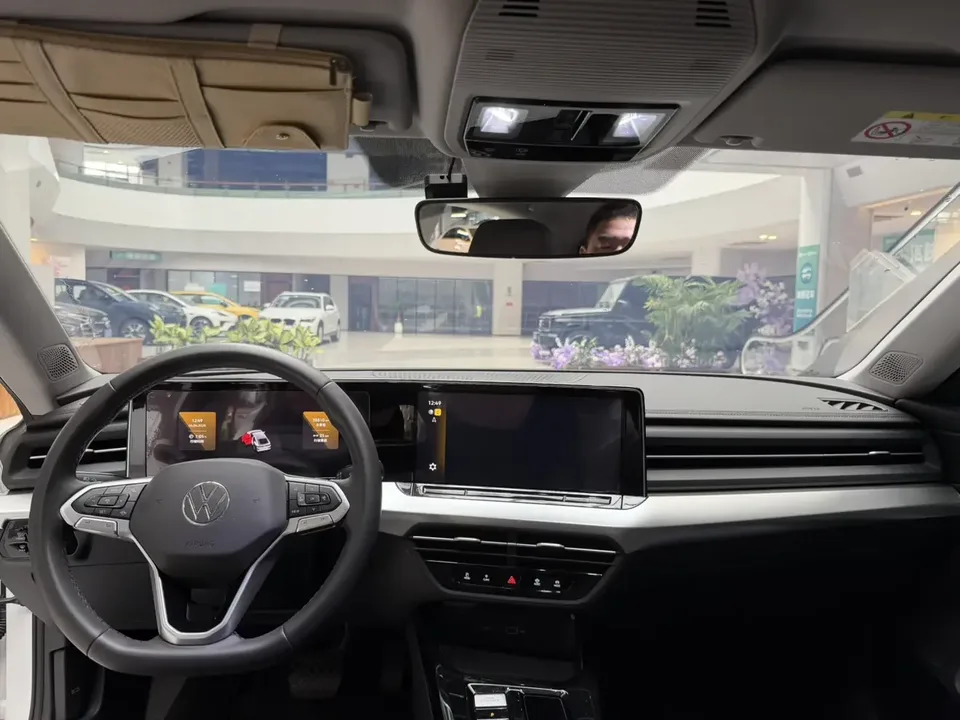 Volkswagen Lamando Lingdu 2024 Lingdu L 280TSI DSG Hot Edition 2024 — thumbnail 3