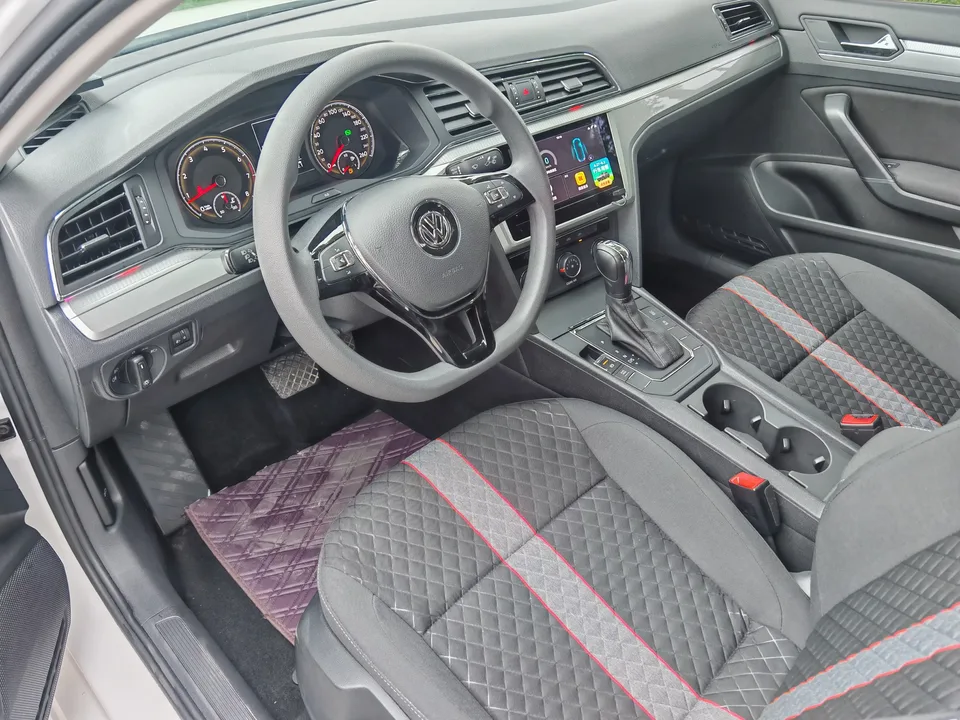 Volkswagen Lamando Lingdu 2021 230TSI DSG Fashion Edition 2022 — thumbnail 5