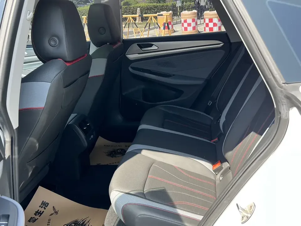 Volkswagen Lamando Lingdu 2023 Lingdu L 280TSI DSG Cool Edition 2023 — thumbnail 3