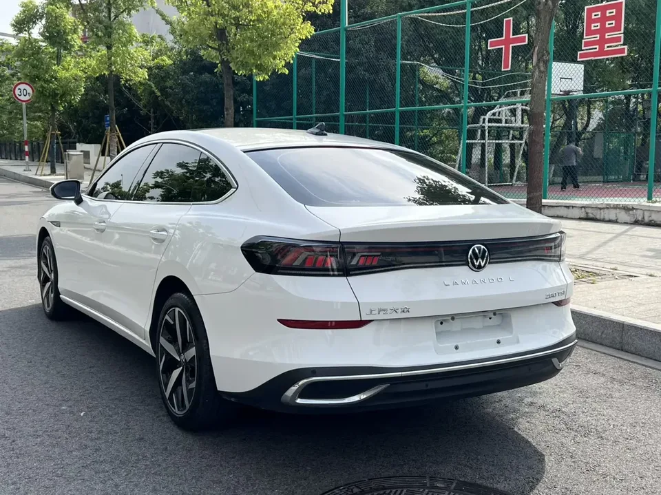 Volkswagen Lamando Lingdu 2023 Lingdu L 280TSI DSG Cool Edition 2023 — thumbnail 4