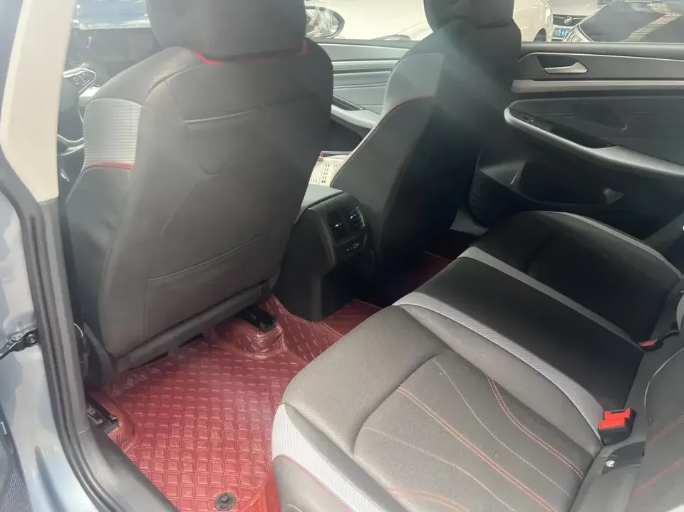 Volkswagen Lamando Lingdu 2022 Lingdu L 280TSI DSG Cool Edition 2022 — thumbnail 3