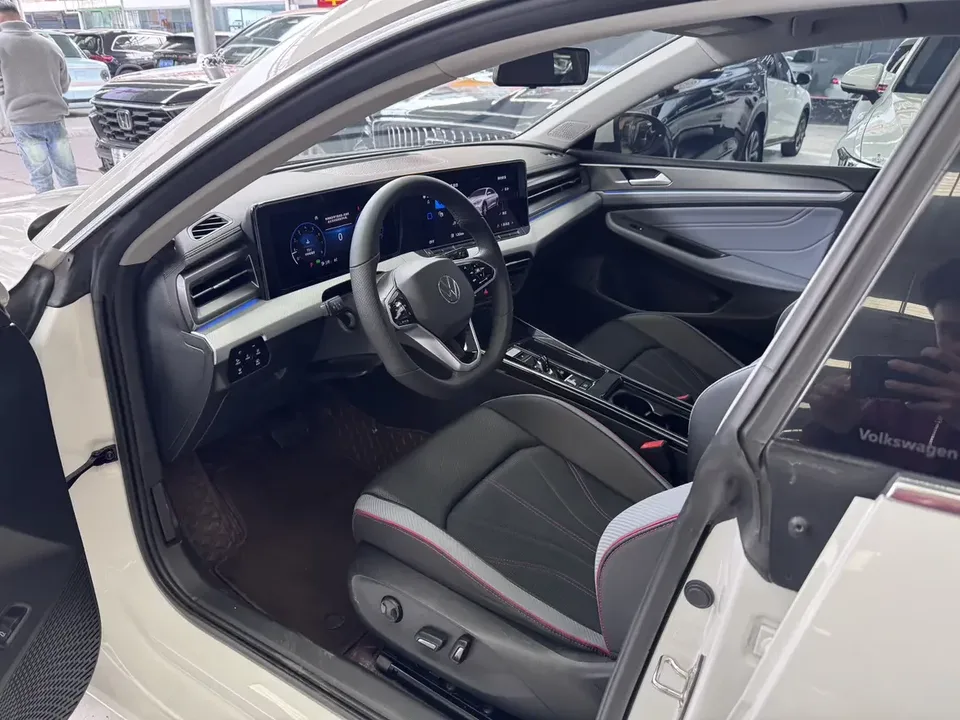 Volkswagen Lamando Lingdu 2023 Lingdu L 280TSI DSG Cool Edition 2023 — thumbnail 5