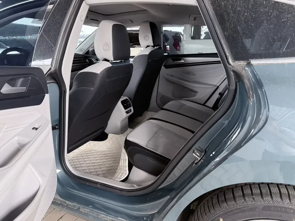 Volkswagen Lamando Lingdu 2023 Lingdu L 280TSI DSG Cool Edition 2023 — thumbnail 3