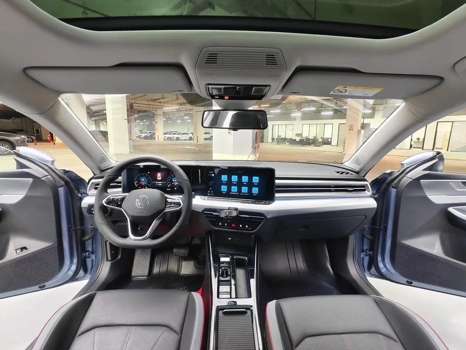Volkswagen Lamando Lingdu 2022 Lingdu L 280TSI DSG Cool Edition 2022 — thumbnail 4