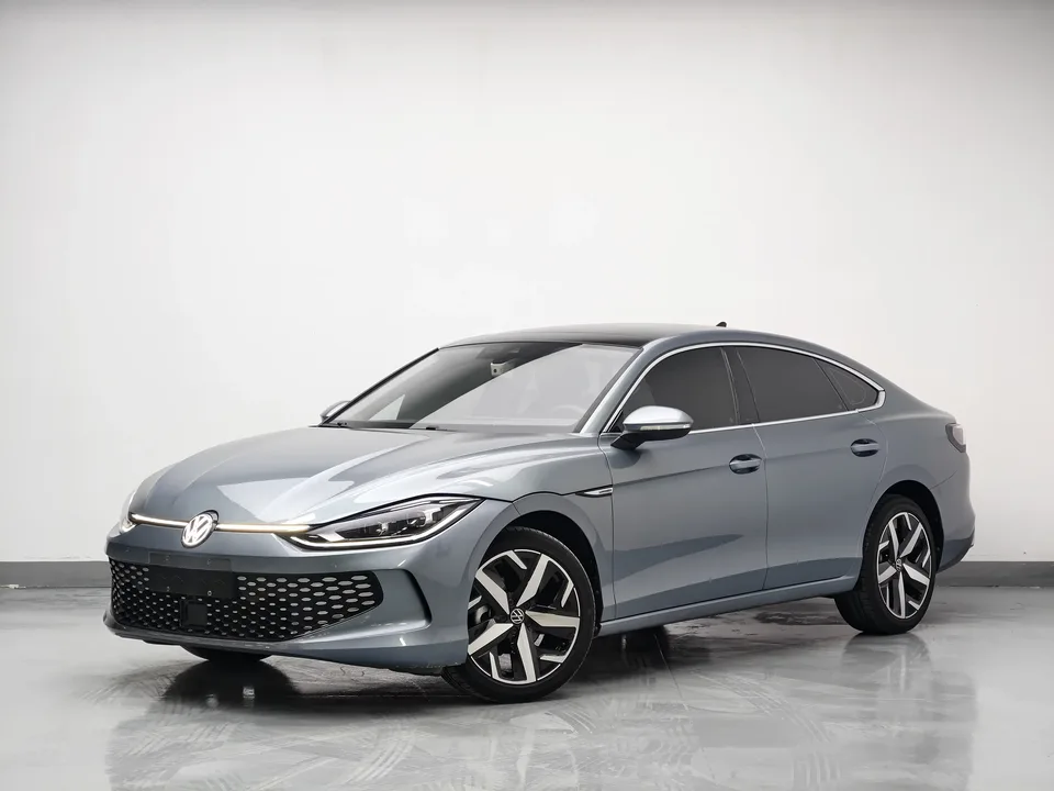 Volkswagen Lamando Lingdu 2022 Lingdu L 280TSI DSG Cool Edition 2022 — photo 1, buy with delivery to Moscow