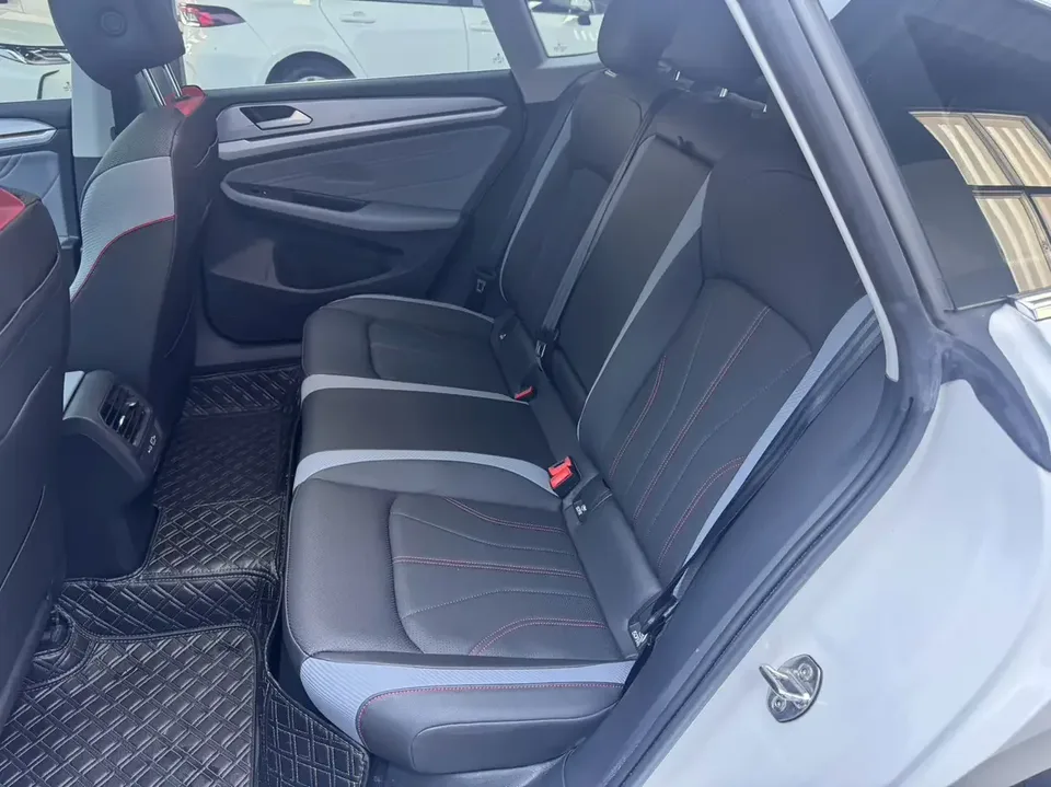 Volkswagen Lamando Lingdu 2023 Lingdu L 280TSI DSG Cool Edition 2023 — thumbnail 3