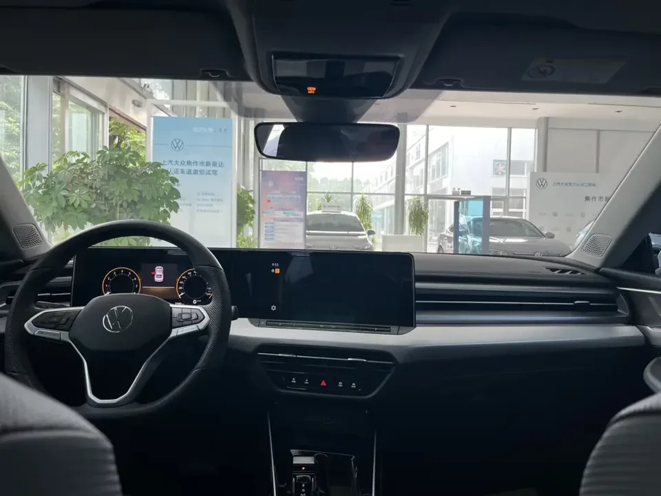 Volkswagen Lamando Lingdu 2025 Lingdu L 280TSI DSG Cool Edition 2024 — thumbnail 2