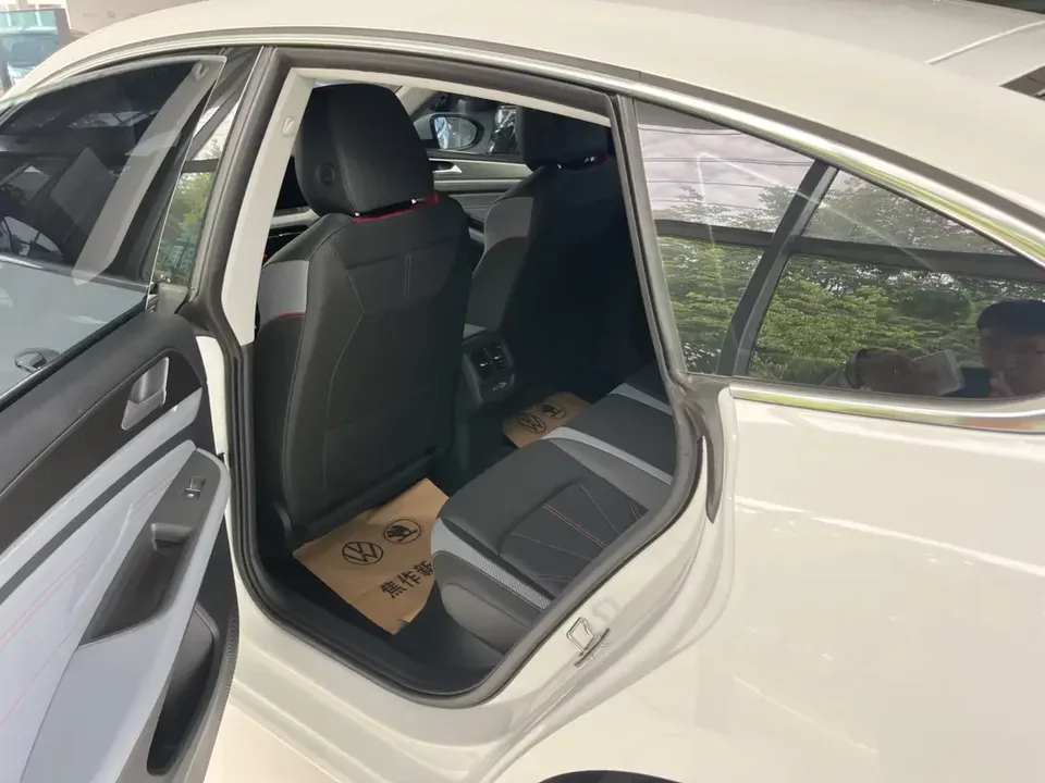Volkswagen Lamando Lingdu 2025 Lingdu L 280TSI DSG Cool Edition 2024 — thumbnail 5