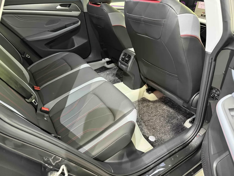 Volkswagen Lamando Lingdu 2024 Lingdu L 280TSI DSG Cool Edition 2024 — thumbnail 4