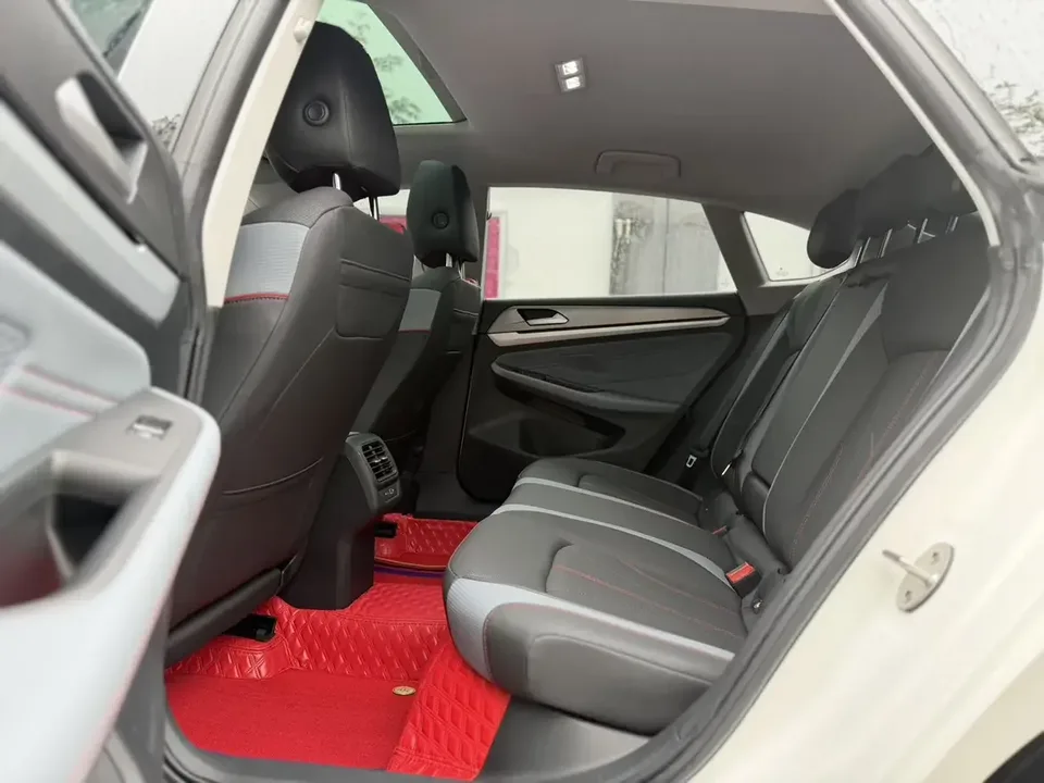 Volkswagen Lamando Lingdu 2022 Lingdu L 280TSI DSG Cool Edition 2022 — thumbnail 4