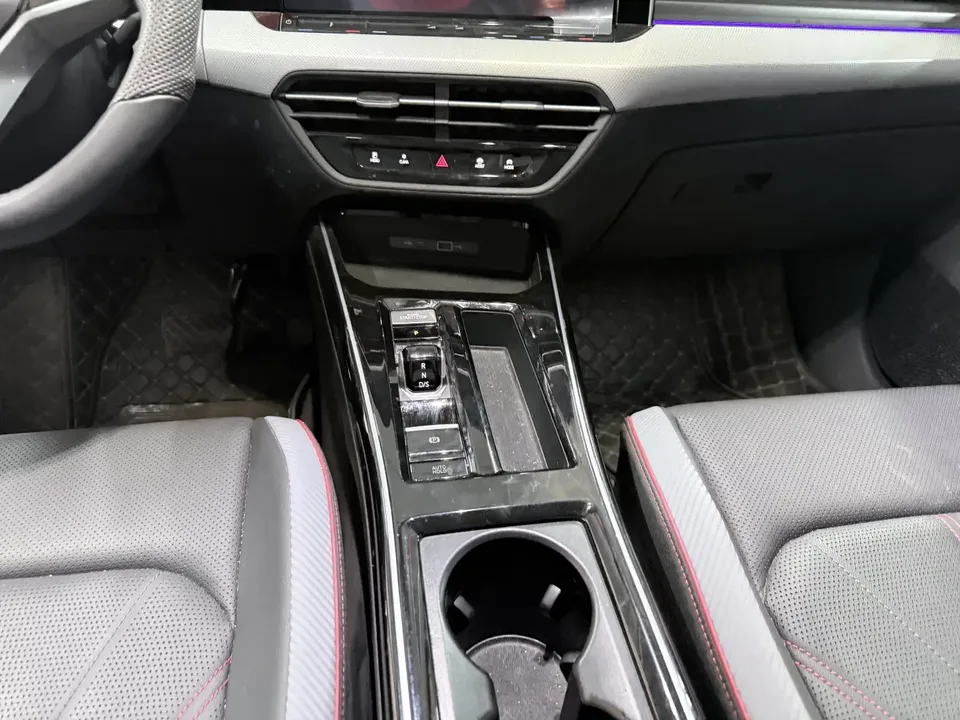 Volkswagen Lamando Lingdu 2024 Lingdu L 280TSI DSG Cool Edition 2024 — thumbnail 5
