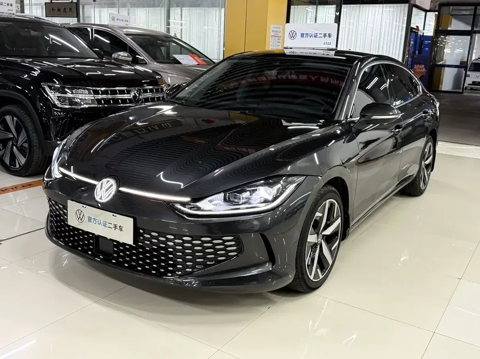 Volkswagen Lamando Lingdu 2023 Lingdu L 280TSI DSG Cool Edition 2023 — photo 1, buy with delivery to Moscow