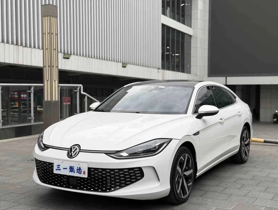 Volkswagen Lamando Lingdu 2022 Lingdu L 280TSI DSG Cool Edition 2022 — photo 1, buy with delivery to Moscow