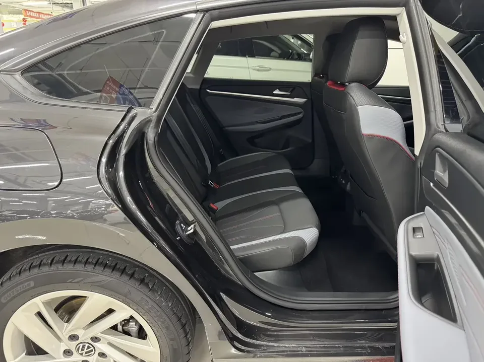 Volkswagen Lamando Lingdu 2023 Lingdu L 280TSI DSG Hot Edition 2023 — thumbnail 4