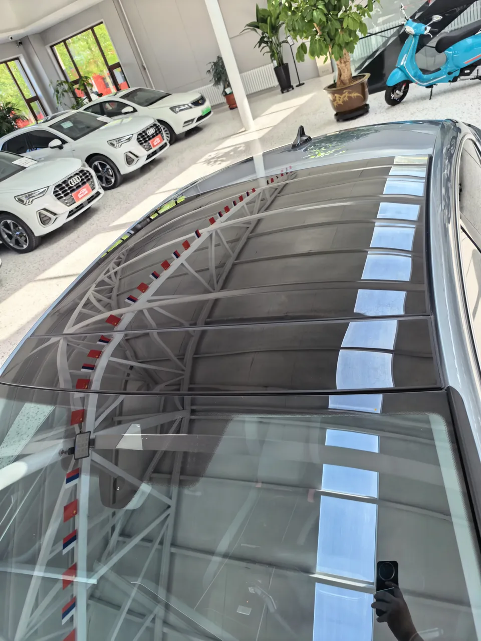 Volkswagen Lamando Lingdu 2022 Lingdu L 280TSI DSG Cool Edition 2022 — thumbnail 4