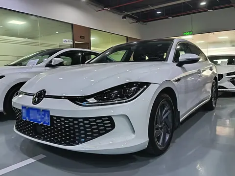 Volkswagen Lamando 2024 купить в Москве