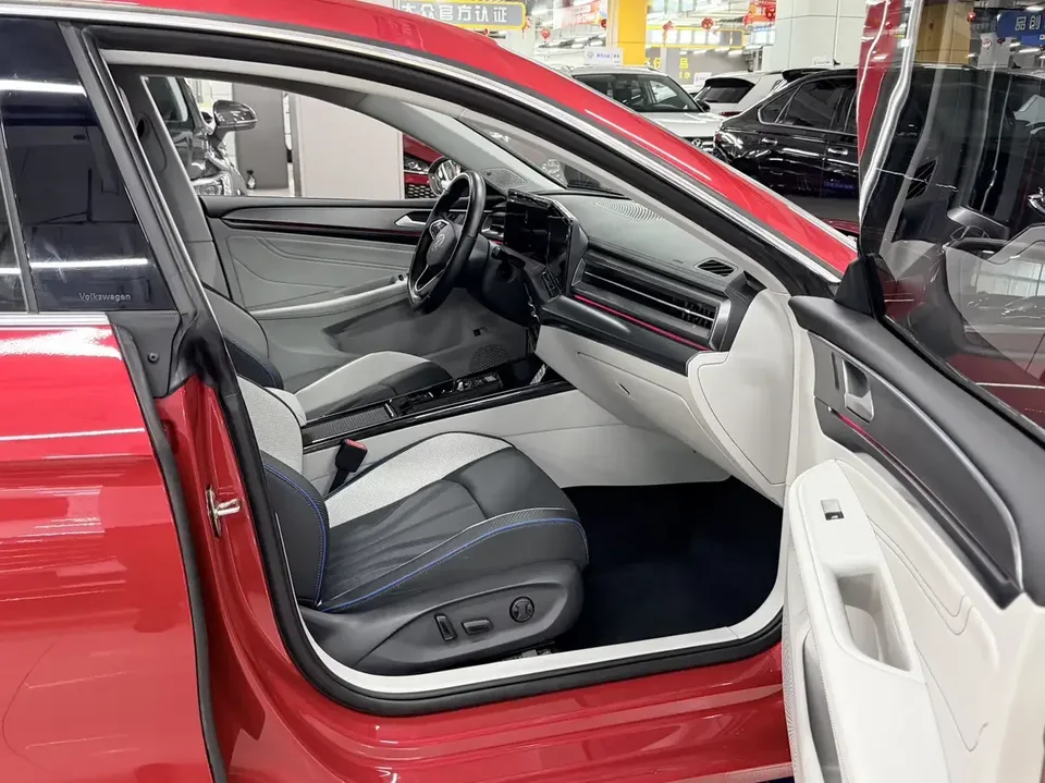 Volkswagen Lamando Lingdu 2022 Lingdu L 280TSI DSG Super Hot Flagship Edition 2022 — thumbnail 4
