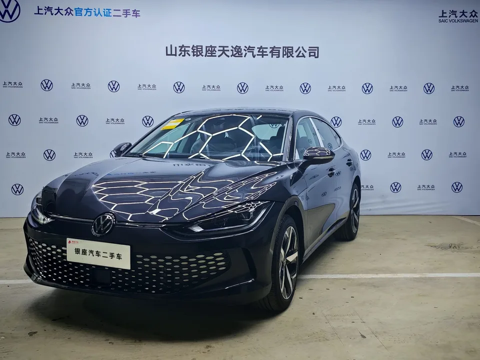 Volkswagen Lamando Lingdu 2025 Lingdu L 280TSI DSG Cool PLUS Edition 2025 — photo 1, buy with delivery to Moscow