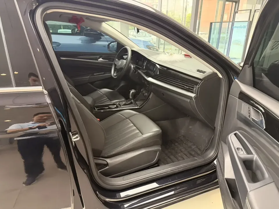 Volkswagen Passat Passat 2022 280TSI Business Edition 2022 — thumbnail 2