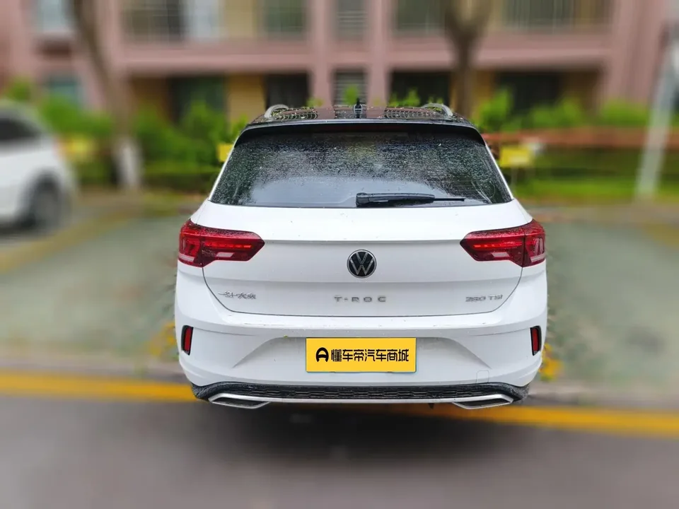 Volkswagen T-Roc TANG 2022 280TSI DSG 2WD R-Line Pro PLUS 2023 — миниатюра 2