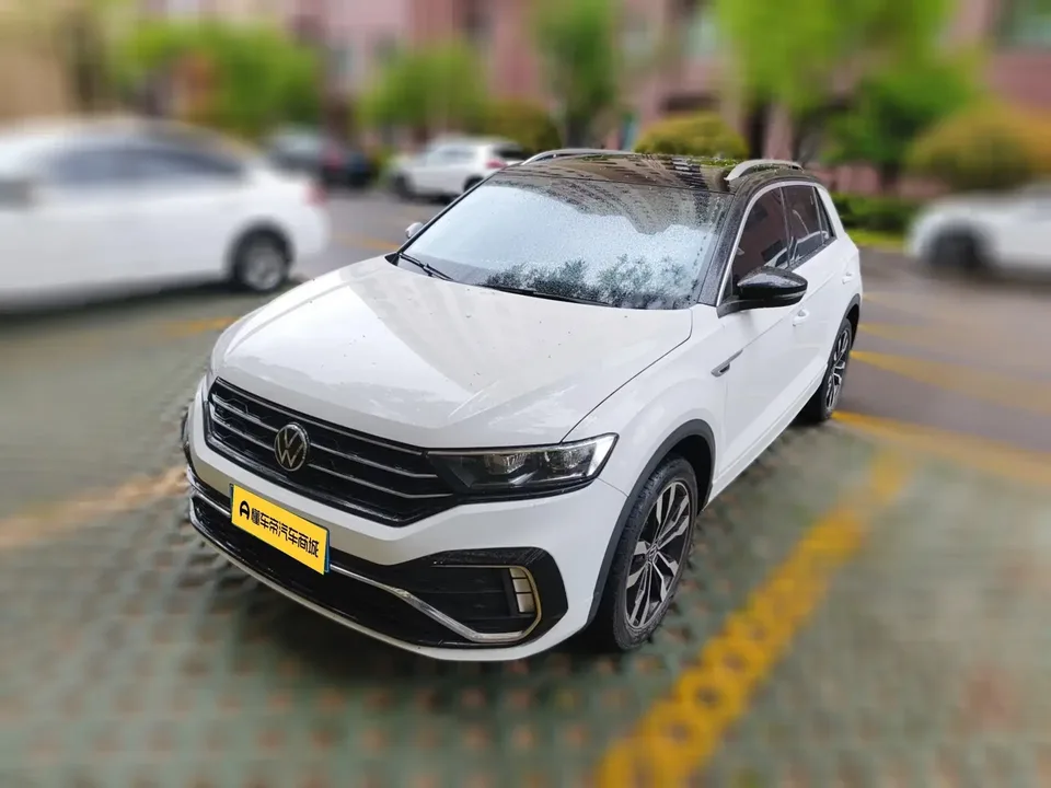 Volkswagen T-Roc TANG 2022 280TSI DSG 2WD R-Line Pro PLUS 2023 — фото 1, купить с доставкой в Москву