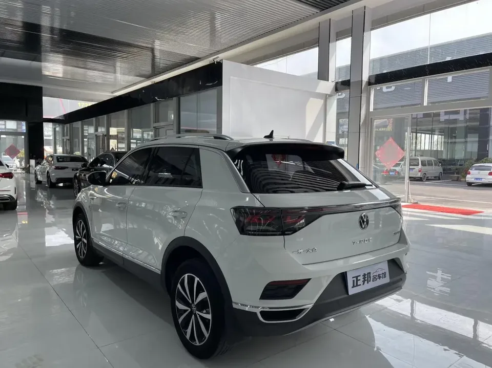 Volkswagen T-Roc TANG 2024 280TSI DSG Time Edition 2024 — thumbnail 4