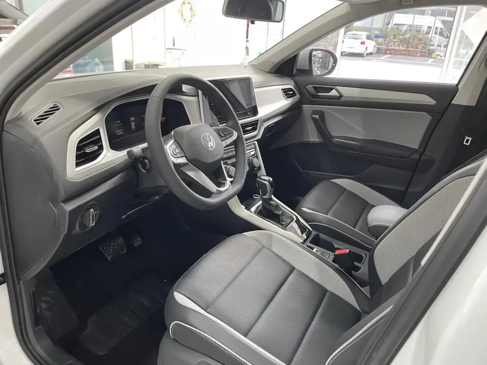 Volkswagen T-Roc TANG 2024 280TSI DSG Time Edition 2024 — thumbnail 5