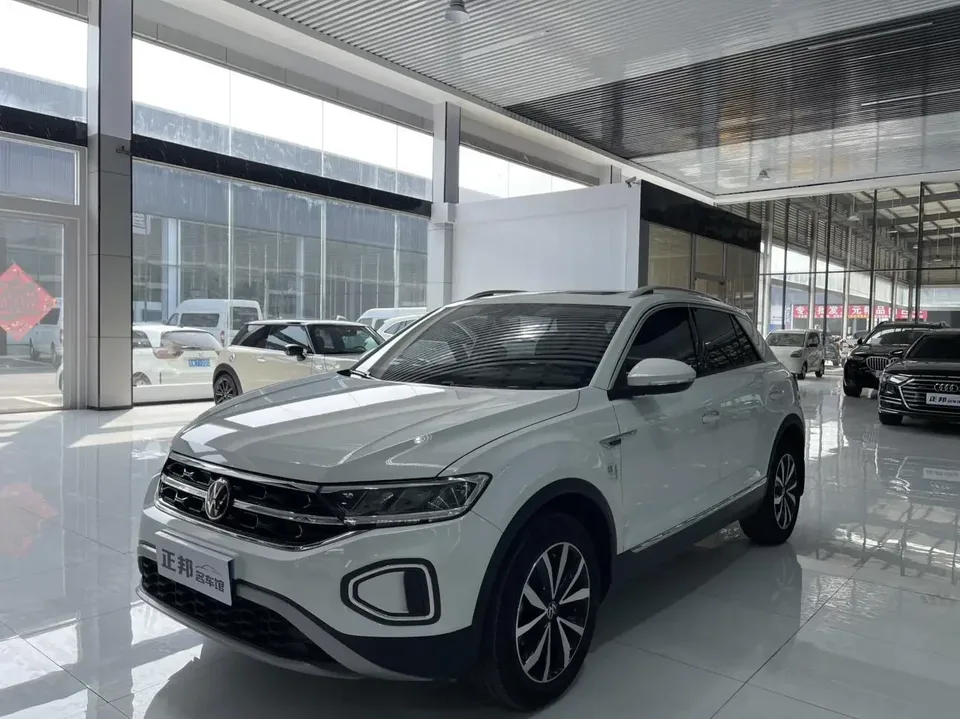 Volkswagen T-Roc TANG 2024 280TSI DSG Time Edition 2024 — photo 1, buy with delivery to Moscow