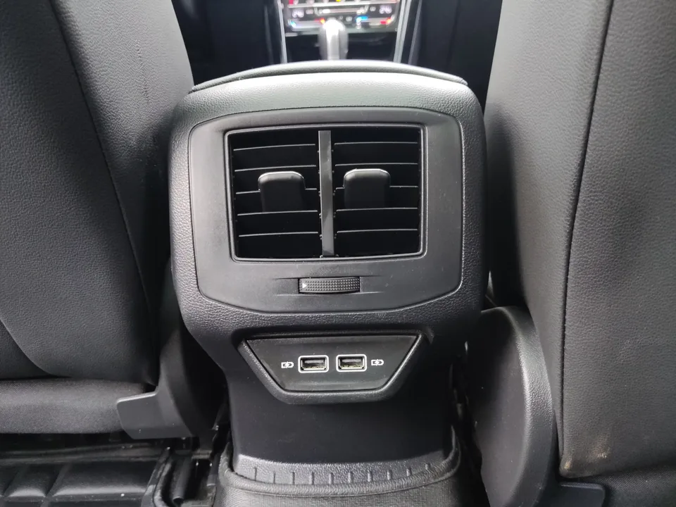 Volkswagen T-Roc TANG 2022 280TSI DSG 2WD Elite PLUS 2023 — thumbnail 3