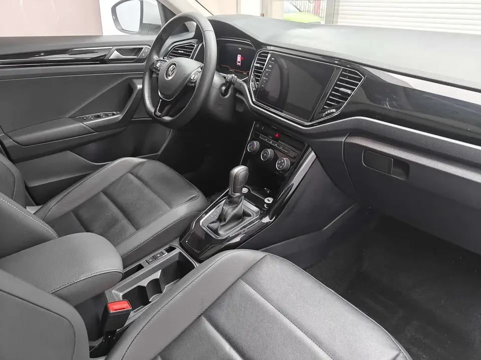 Volkswagen T-Roc TANG 2021 Modified 280TSI DSG 2WD Comfort Smart Edition 2022 — thumbnail 5