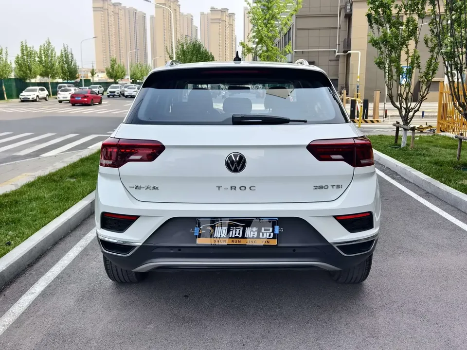 Volkswagen T-Roc TANG 2022 280TSI DSG 2WD Elite PLUS 2023 — thumbnail 2
