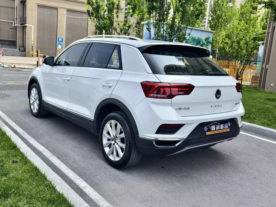 Volkswagen T-Roc TANG 2022 280TSI DSG 2WD Elite PLUS 2023 — thumbnail 4