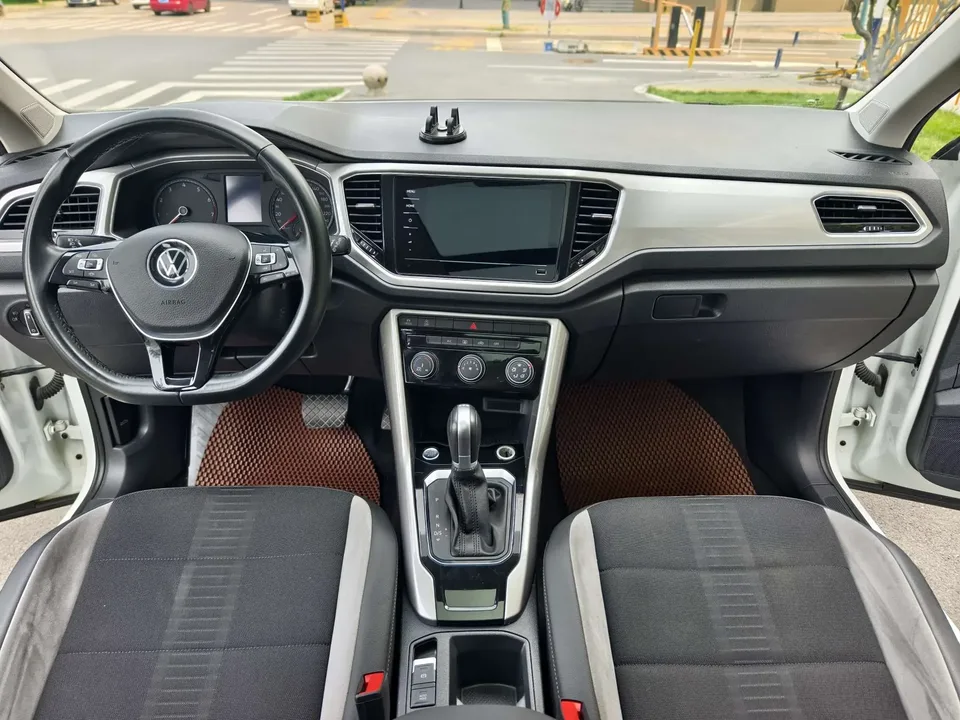 Volkswagen T-Roc TANG 2022 280TSI DSG 2WD Elite PLUS 2023 — thumbnail 5