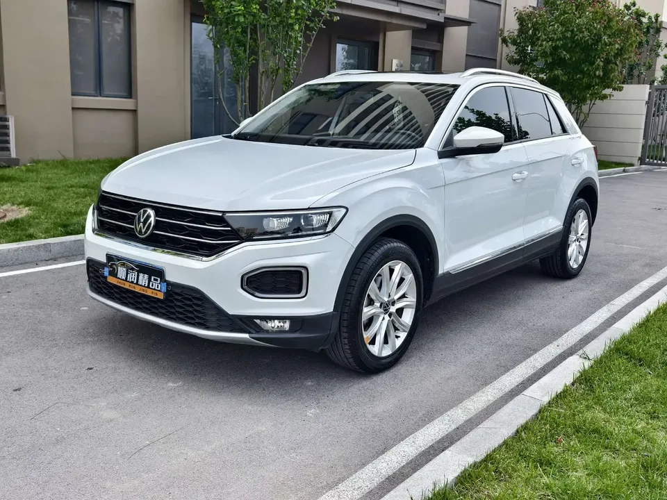 Volkswagen T-Roc TANG 2022 280TSI DSG 2WD Elite PLUS 2023 — photo 1, buy with delivery to Moscow
