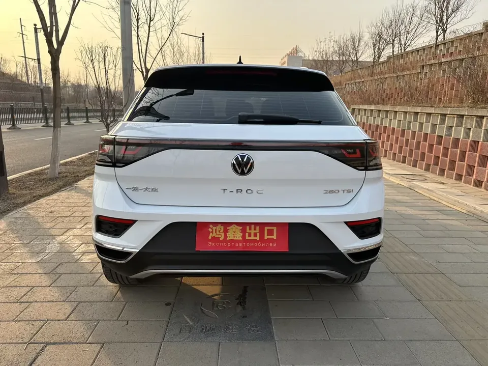 Volkswagen T-Roc TANG 2023 280TSI DSG Time Edition 2023 — thumbnail 2