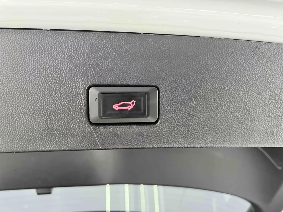 Volkswagen T-Roc TANG 2022 280TSI DSG 2WD Comfort PLUS 2023 — thumbnail 4