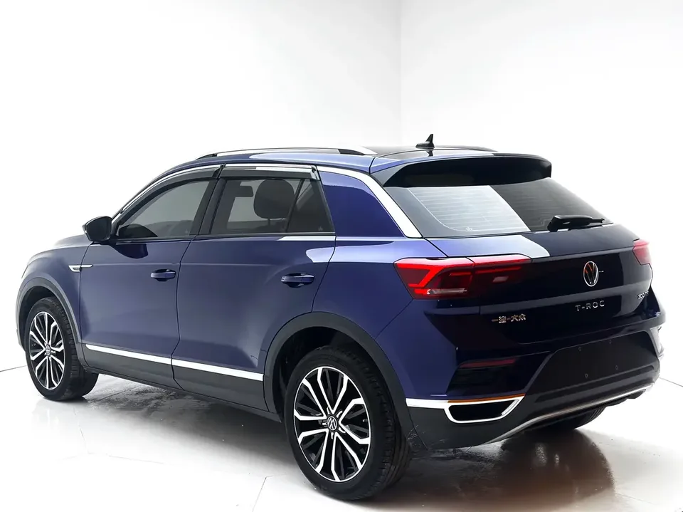 Volkswagen T-Roc TANG 2022 280TSI DSG 2WD Comfort PLUS 2022 — thumbnail 2