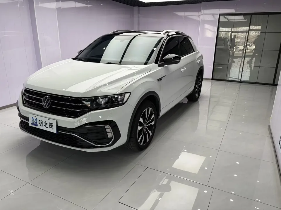 Volkswagen T-Roc TANG 2022 280TSI DSG 2WD Elite PLUS 2023 — photo 1, buy with delivery to Moscow