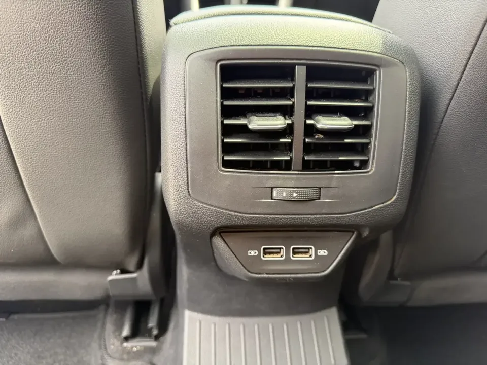 Volkswagen T-Roc TANG 2022 280TSI DSG 2WD Elite PLUS 2023 — thumbnail 3