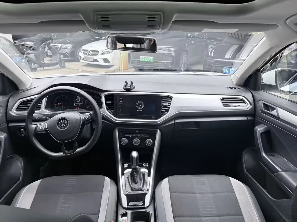 Volkswagen T-Roc TANG 2022 280TSI DSG 2WD Elite PLUS 2023 — thumbnail 3