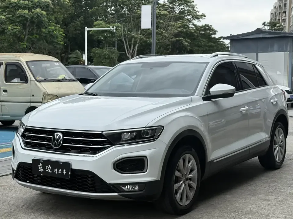 Volkswagen T-Roc TANG 2022 280TSI DSG 2WD Elite PLUS 2023 — photo 1, buy with delivery to Moscow