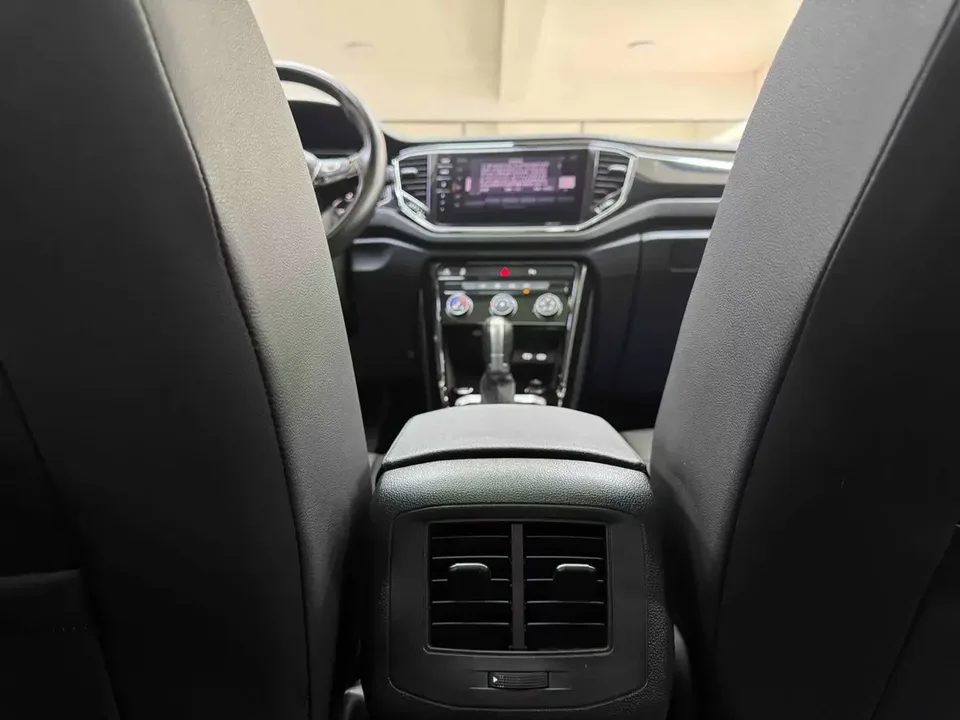 Volkswagen T-Roc TANG 2022 280TSI DSG 2WD Comfort PLUS 2022 — thumbnail 3